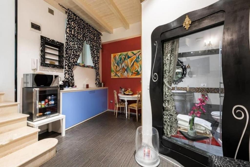 Apt 2 In The Historic Center Барі Екстер'єр фото